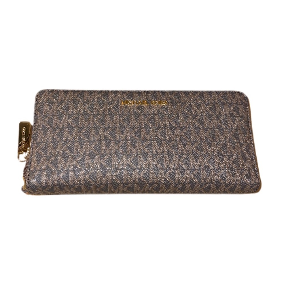 Michael Kors Large Travel Continental Wallet/Wristlet Brown NWT